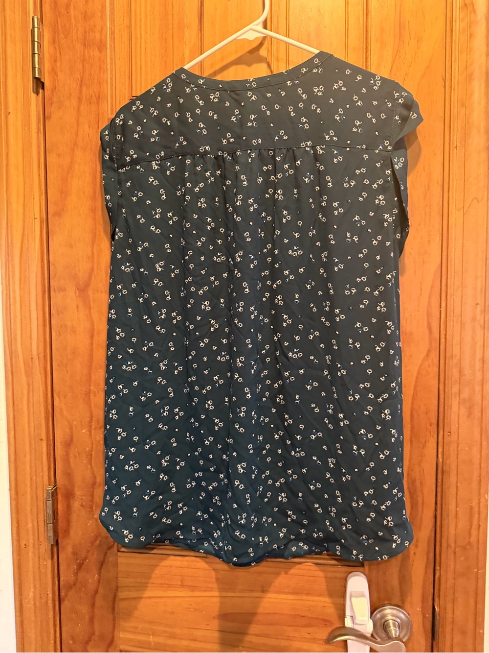 LOFT Teal Floral Sleeveless Blouse - Picture 3 of 3